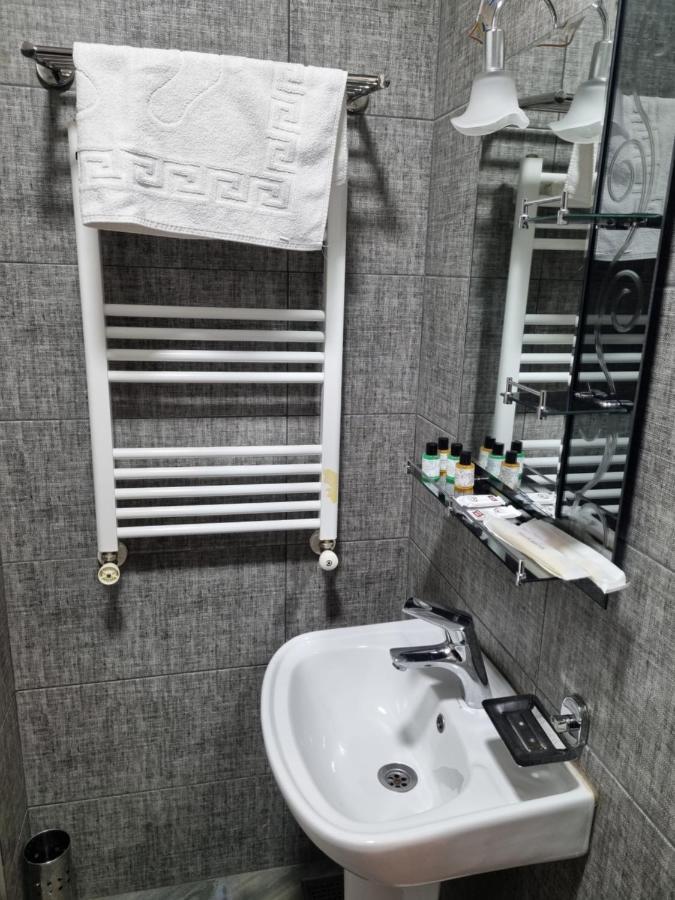 Mahali Hotel Batumi Ngoại thất bức ảnh