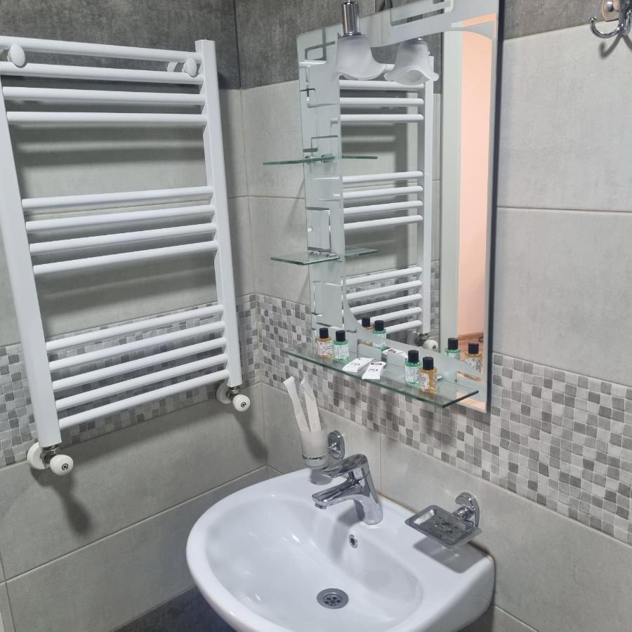 Mahali Hotel Batumi Ngoại thất bức ảnh