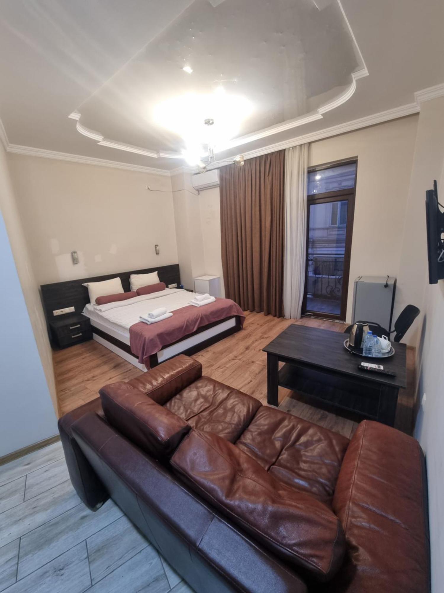 Mahali Hotel Batumi Ngoại thất bức ảnh