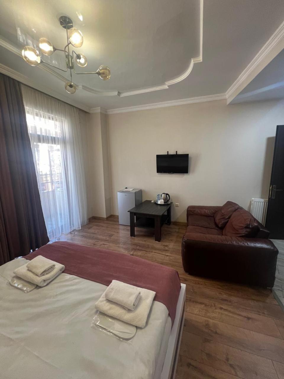 Mahali Hotel Batumi Ngoại thất bức ảnh